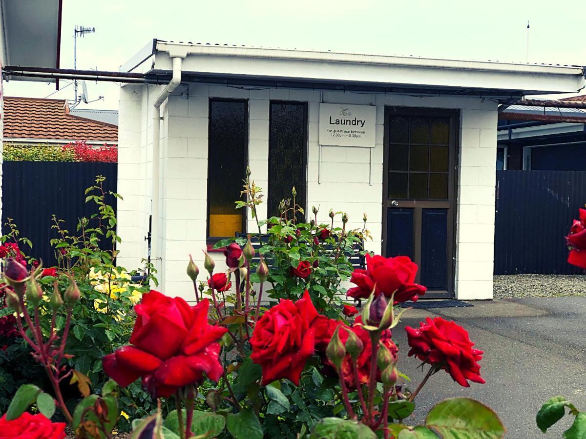 Asure Surrey Court Motel Invercargill Exterior foto